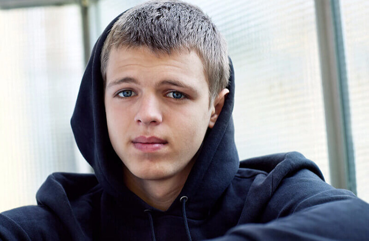 5 Tips for Raising Your Troubled Teenage boy  Therapy Insider